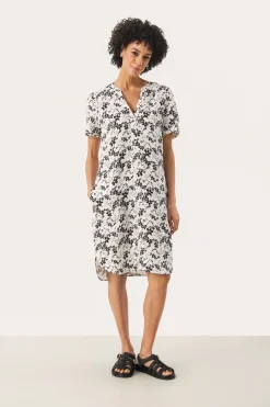 AminasePW Dress