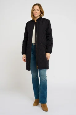 ArwenCR Outerwear