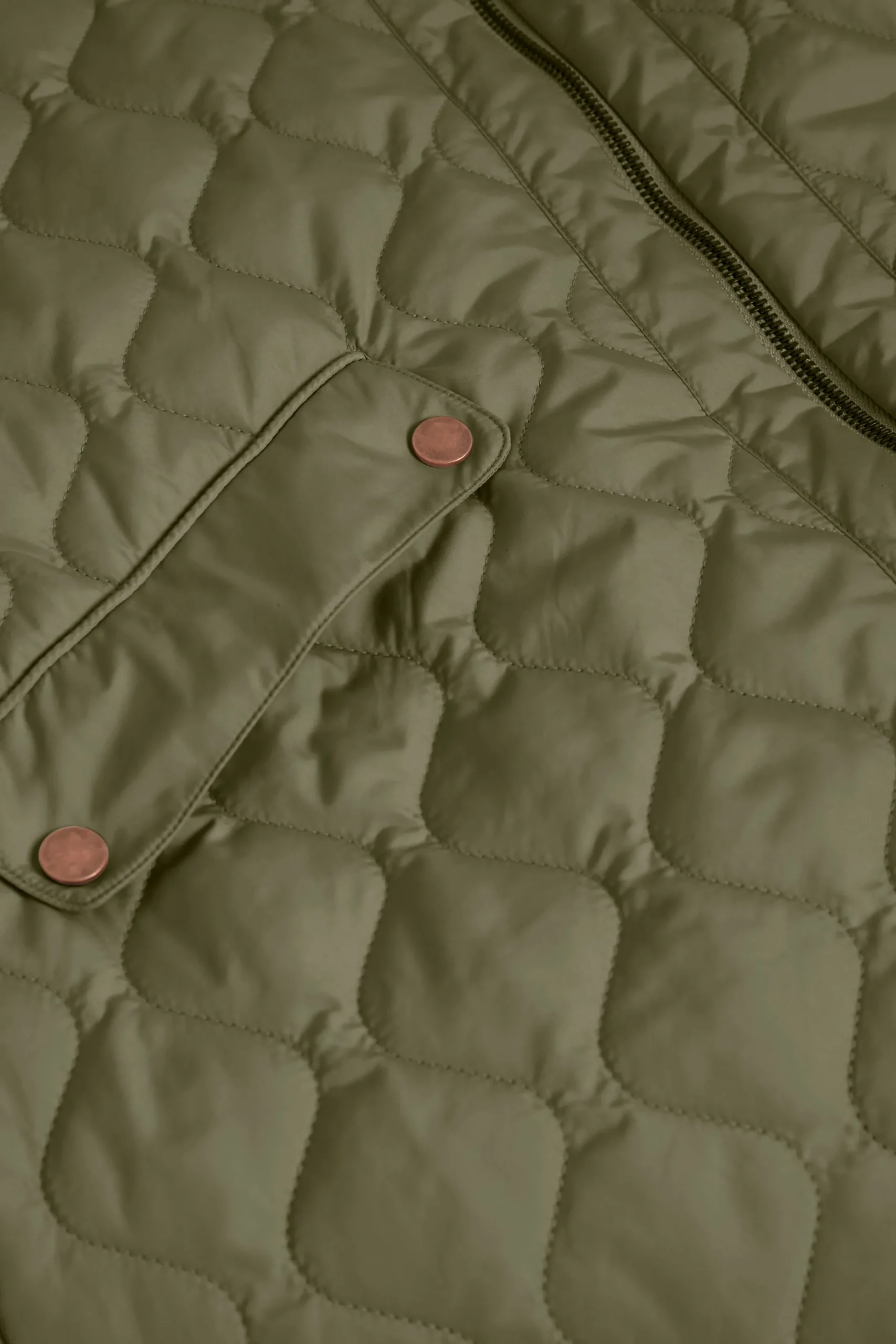 ArwenCR Outerwear