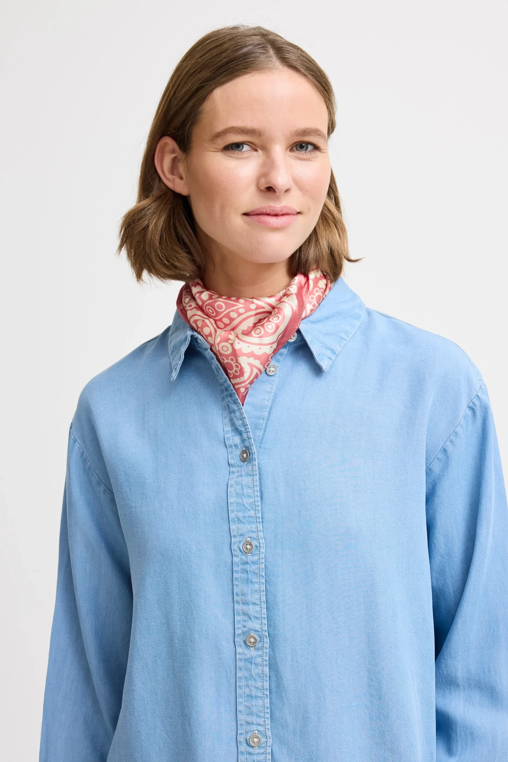 BAVILKE Scarf