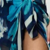 BeachPareo Scarf