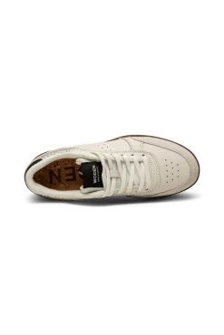 Bjork Shoe