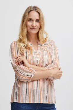 Blouse with long sleeve