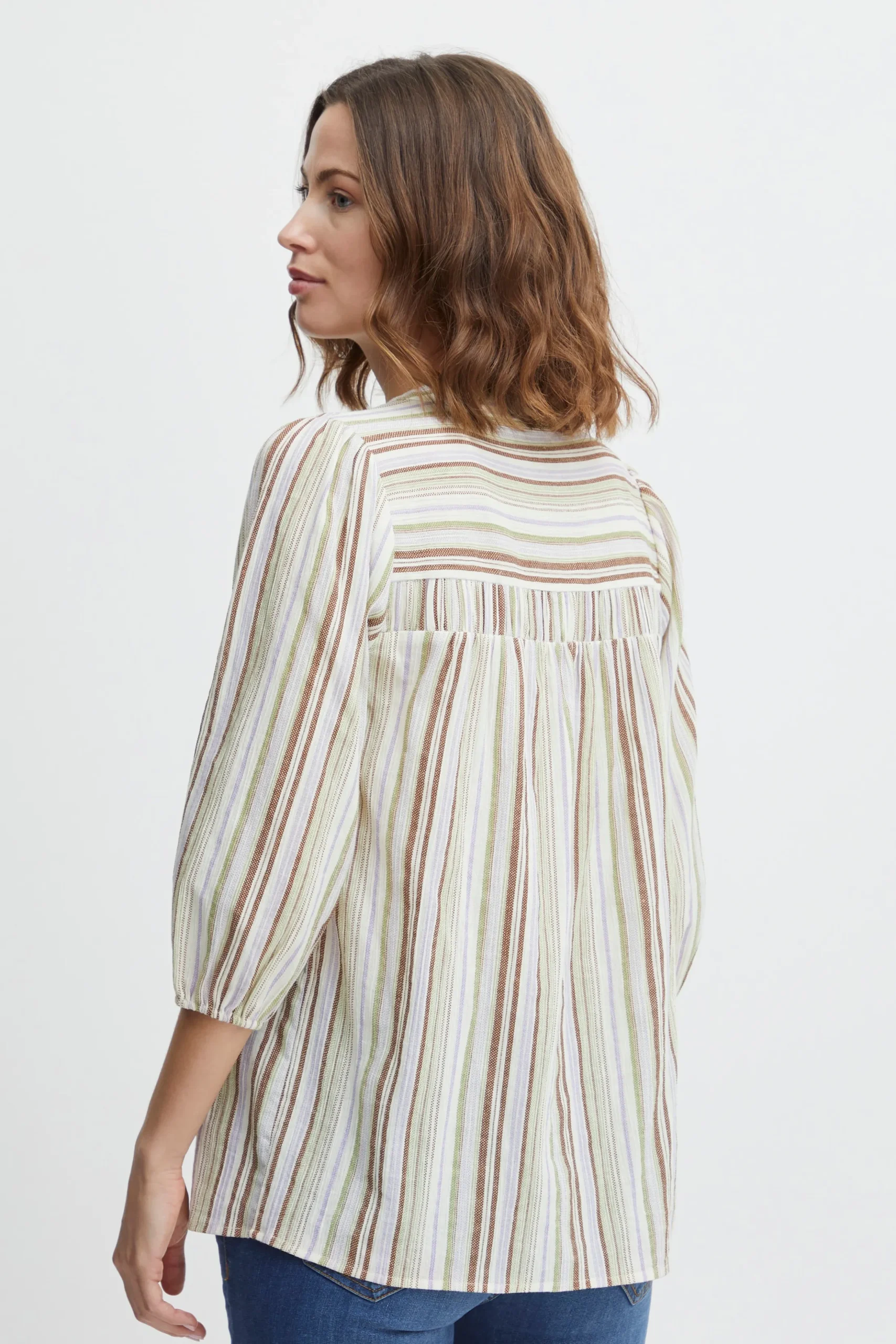 Blouse with long sleeve