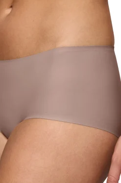 BodyMake-UpIllusion Panties