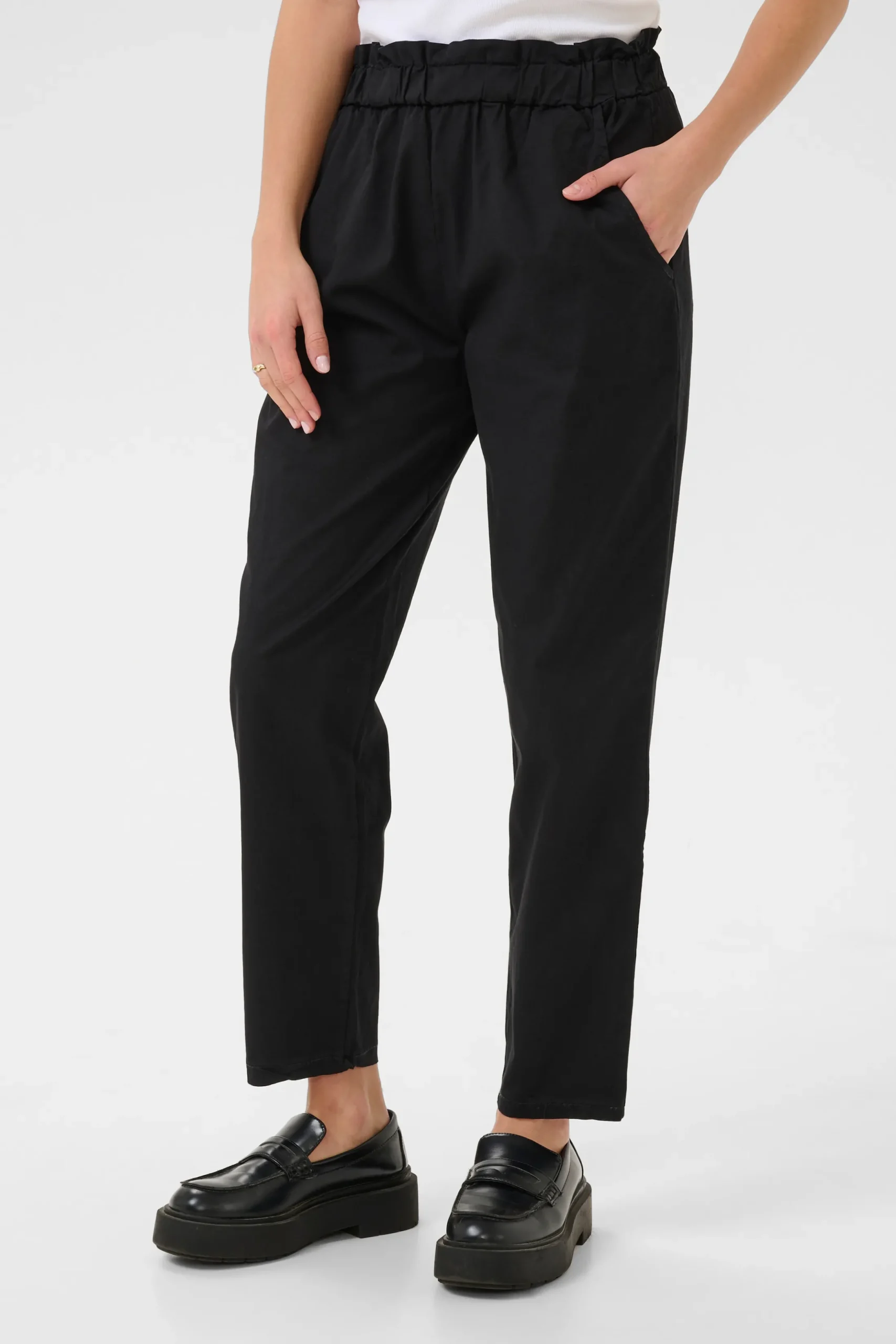 BPfale Trousers