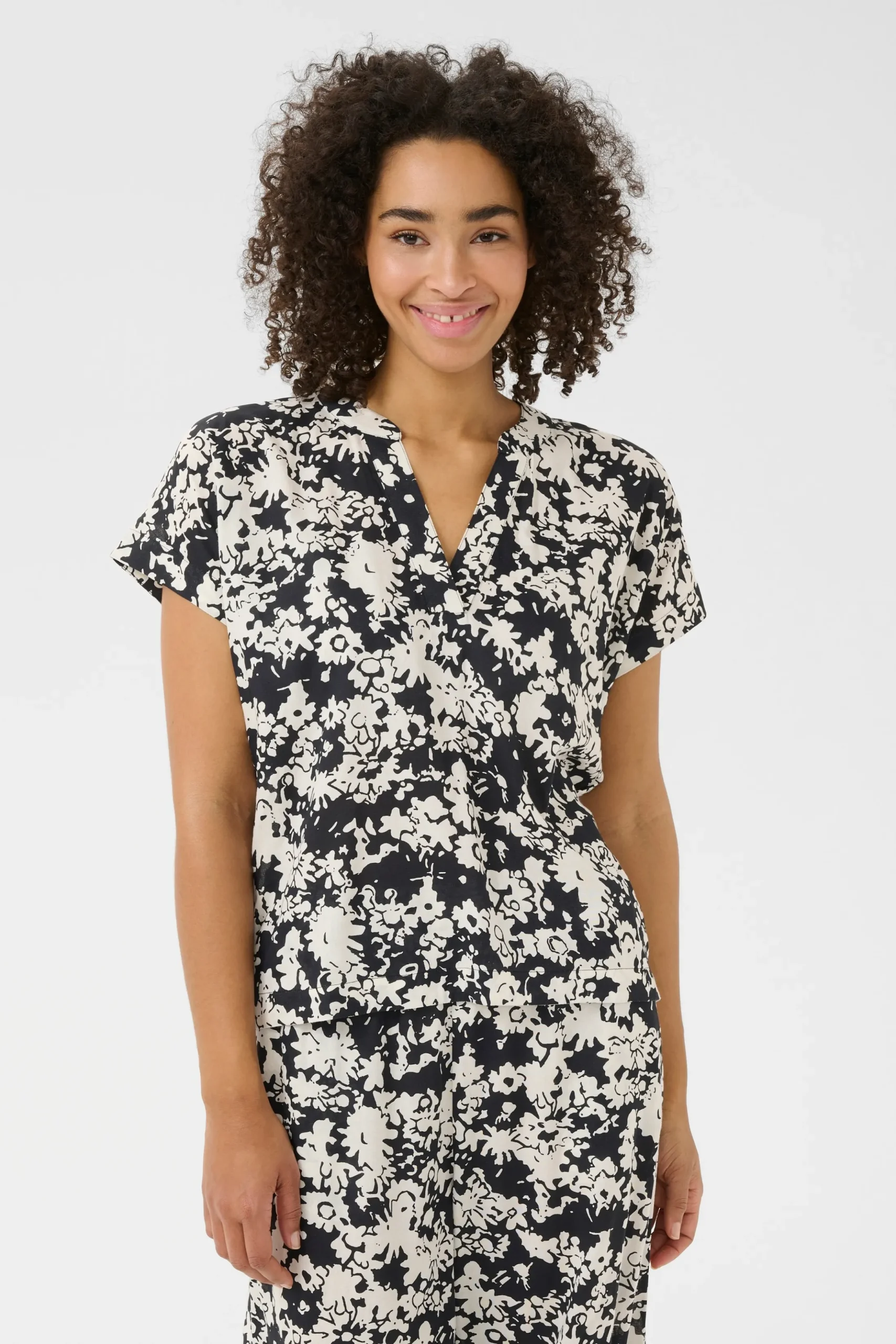 BPliah Blouse