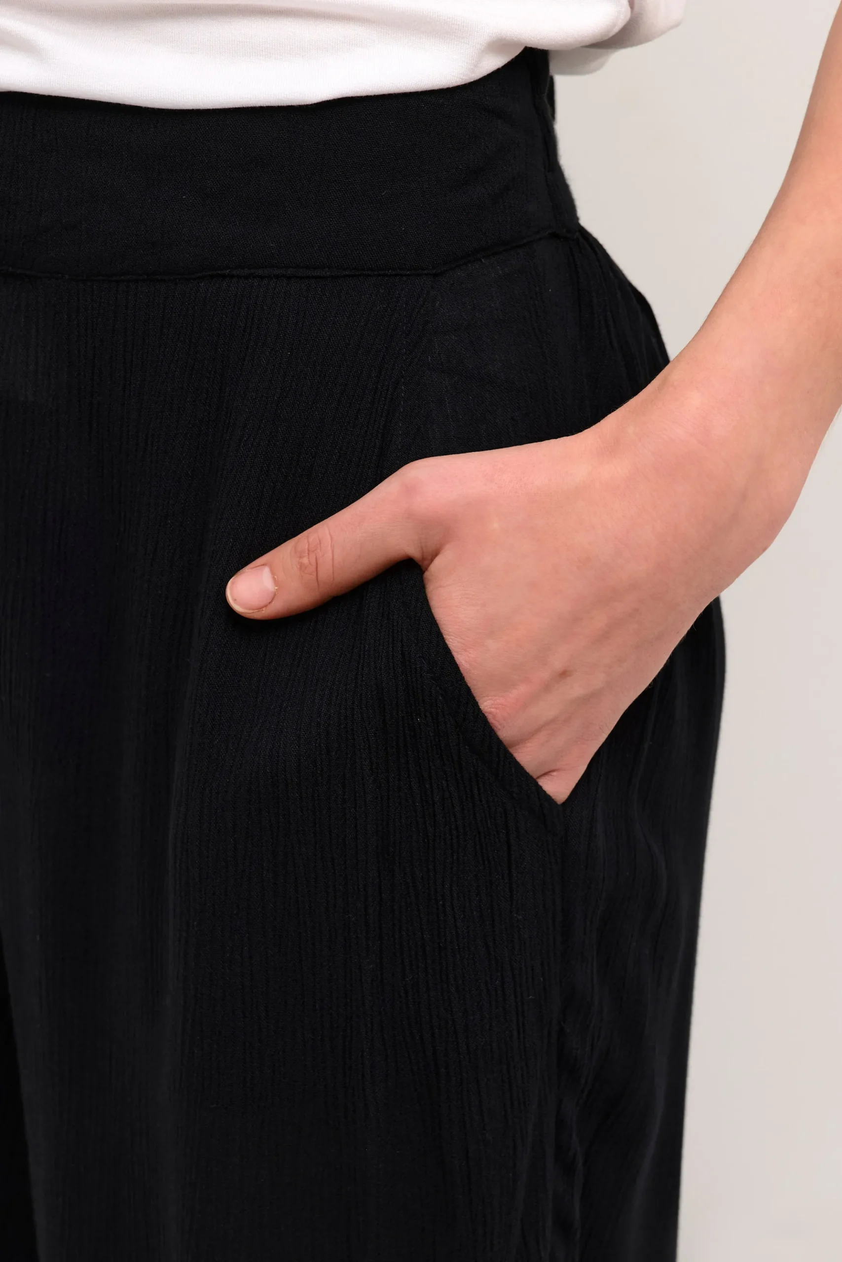 BPulla Trousers