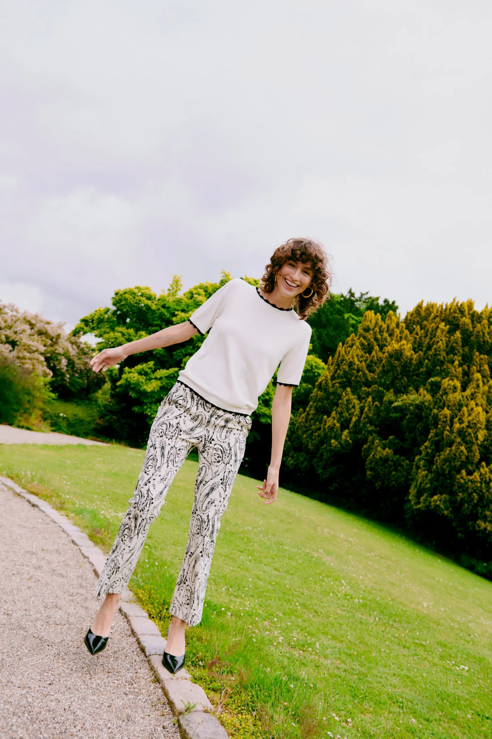 BYDECKA Trousers