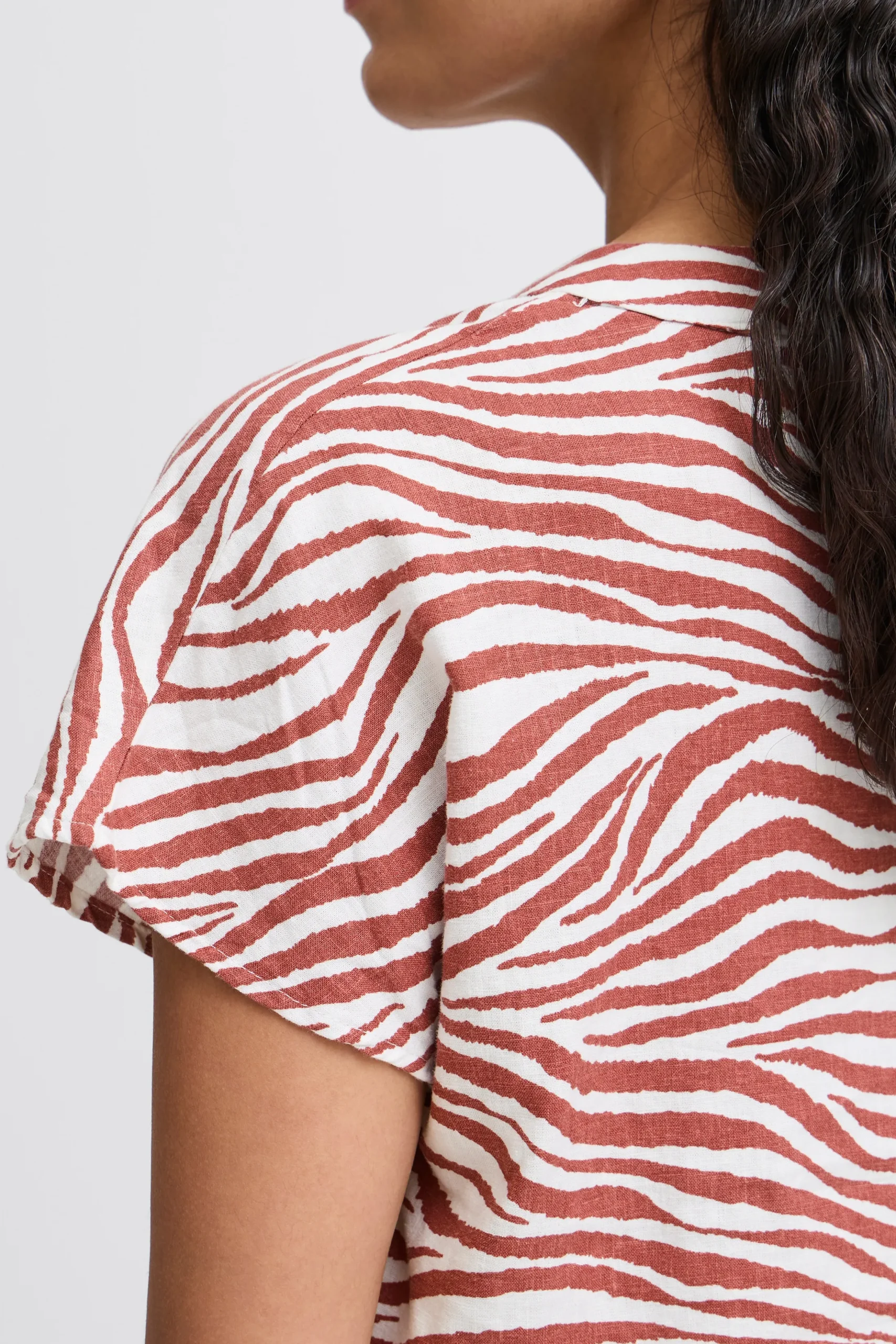 BYFALAKKA Blouse