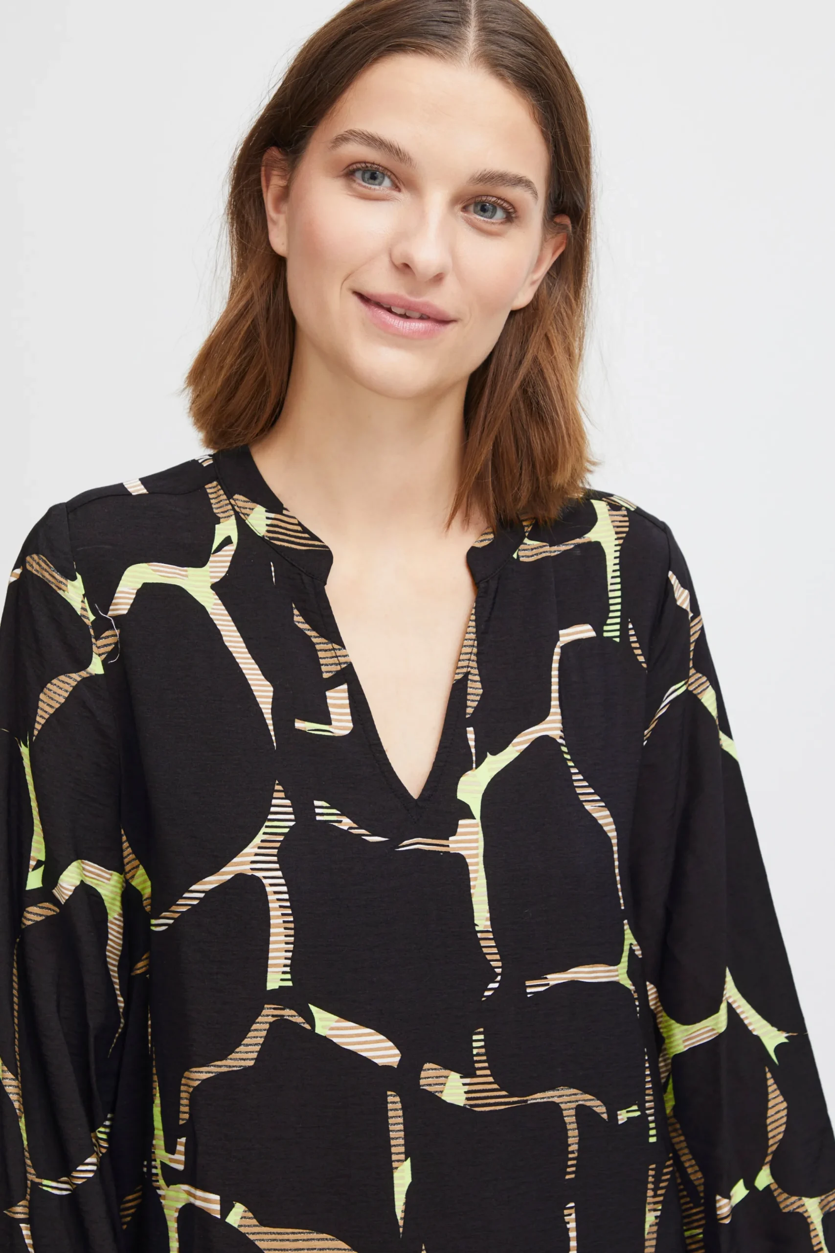 BYIBINE Dress
