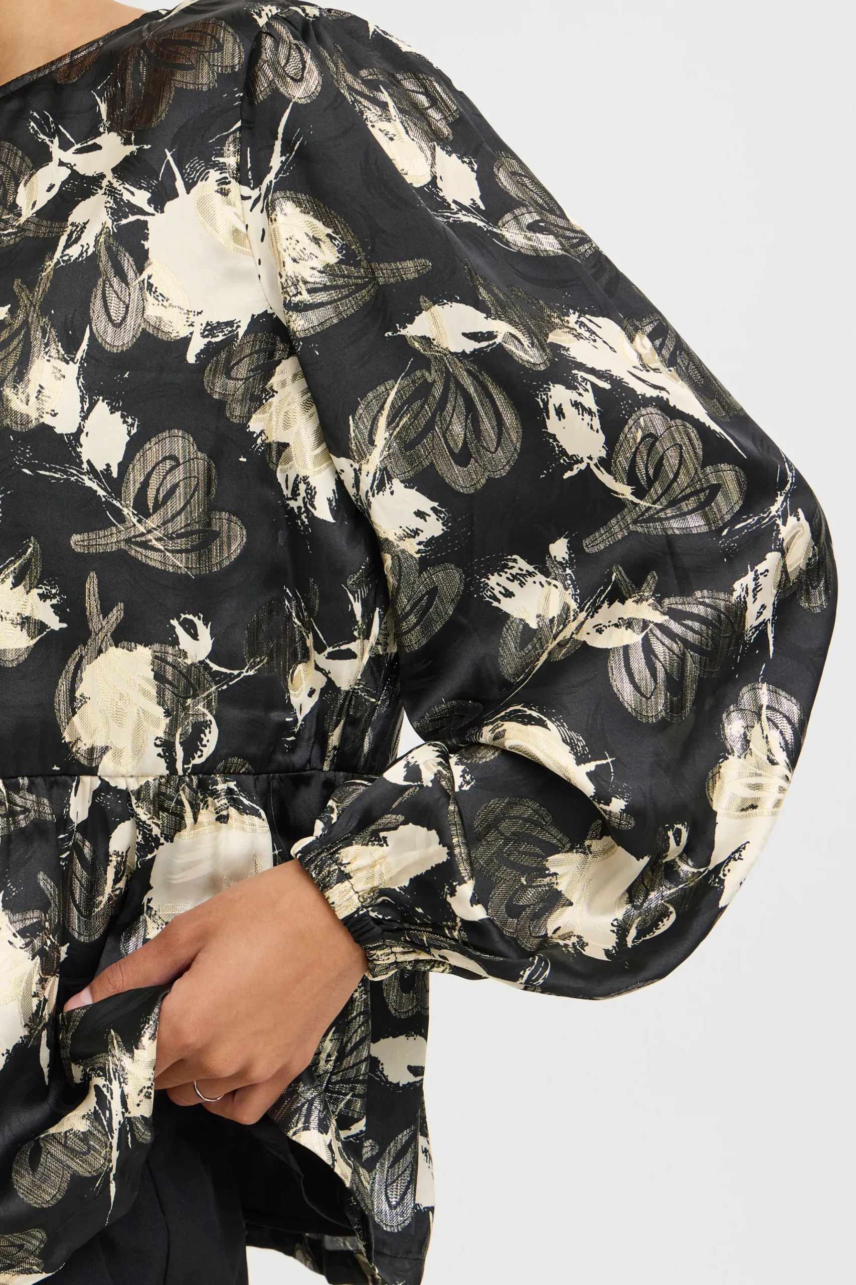 BYIMAYA Blouse