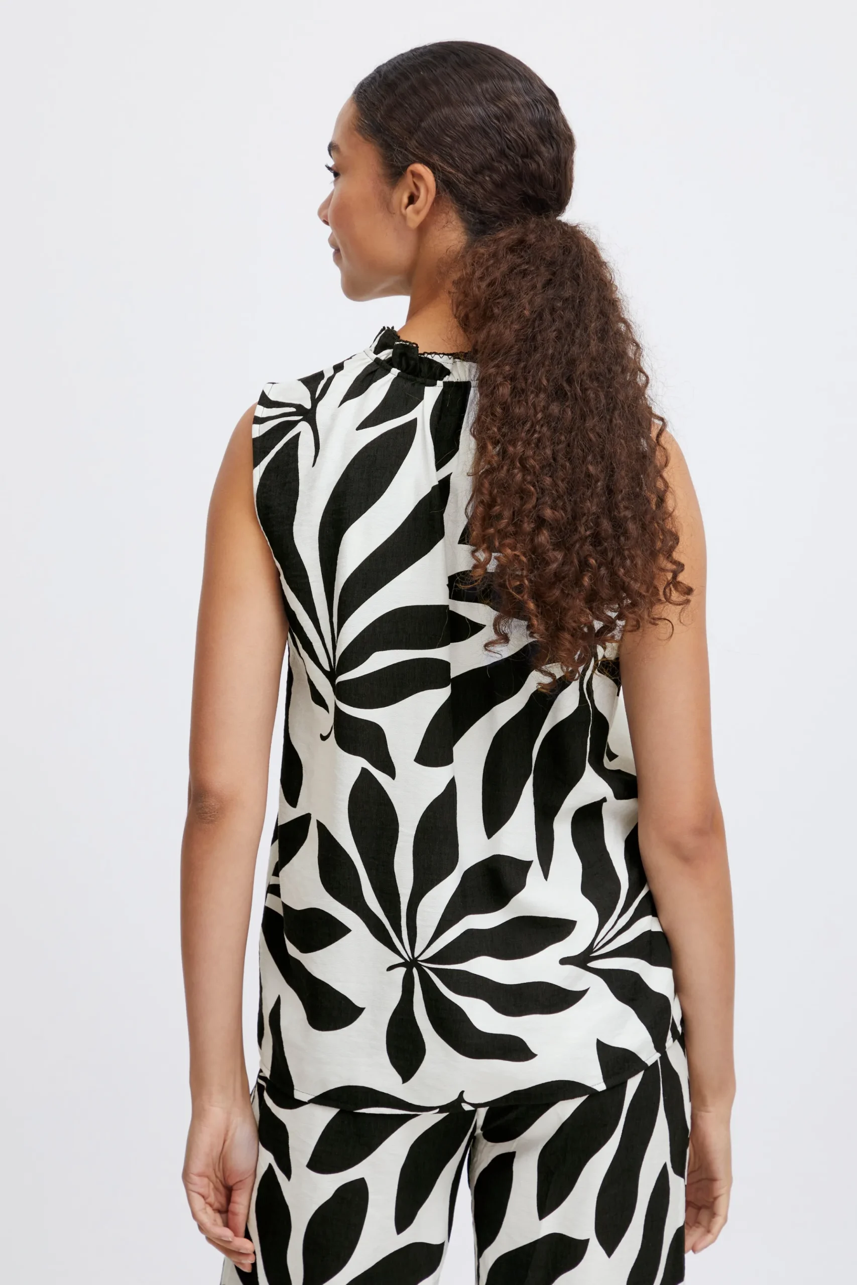 BYJANINA Blouse