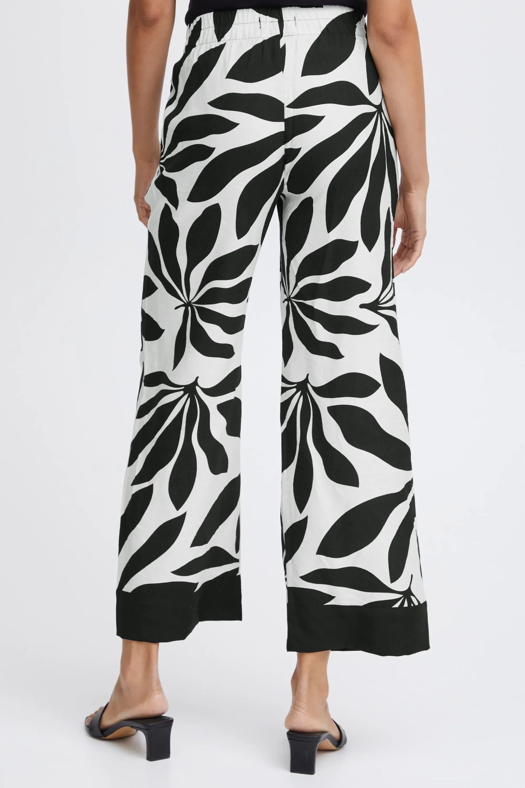 BYJANINA Trousers