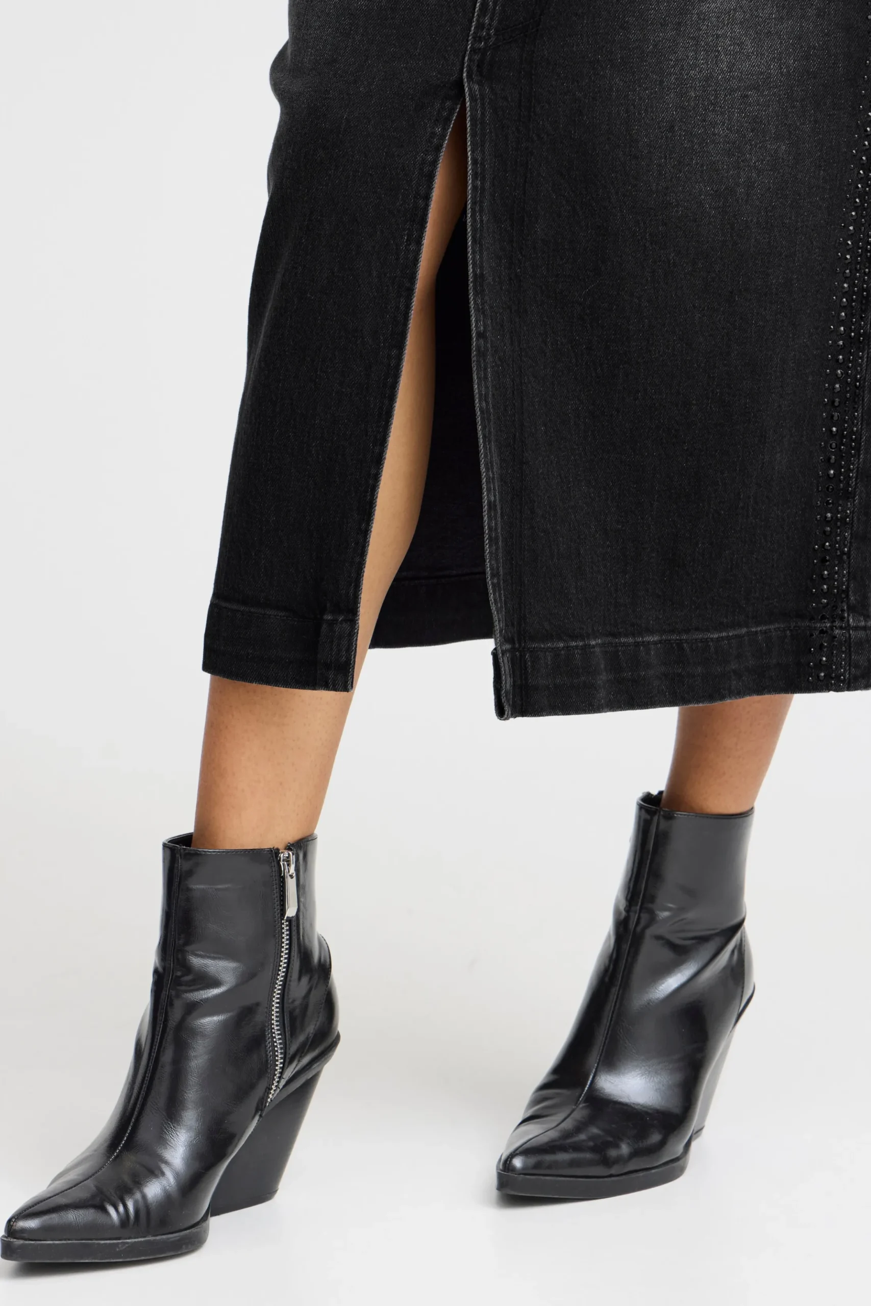 BYLARA Skirt