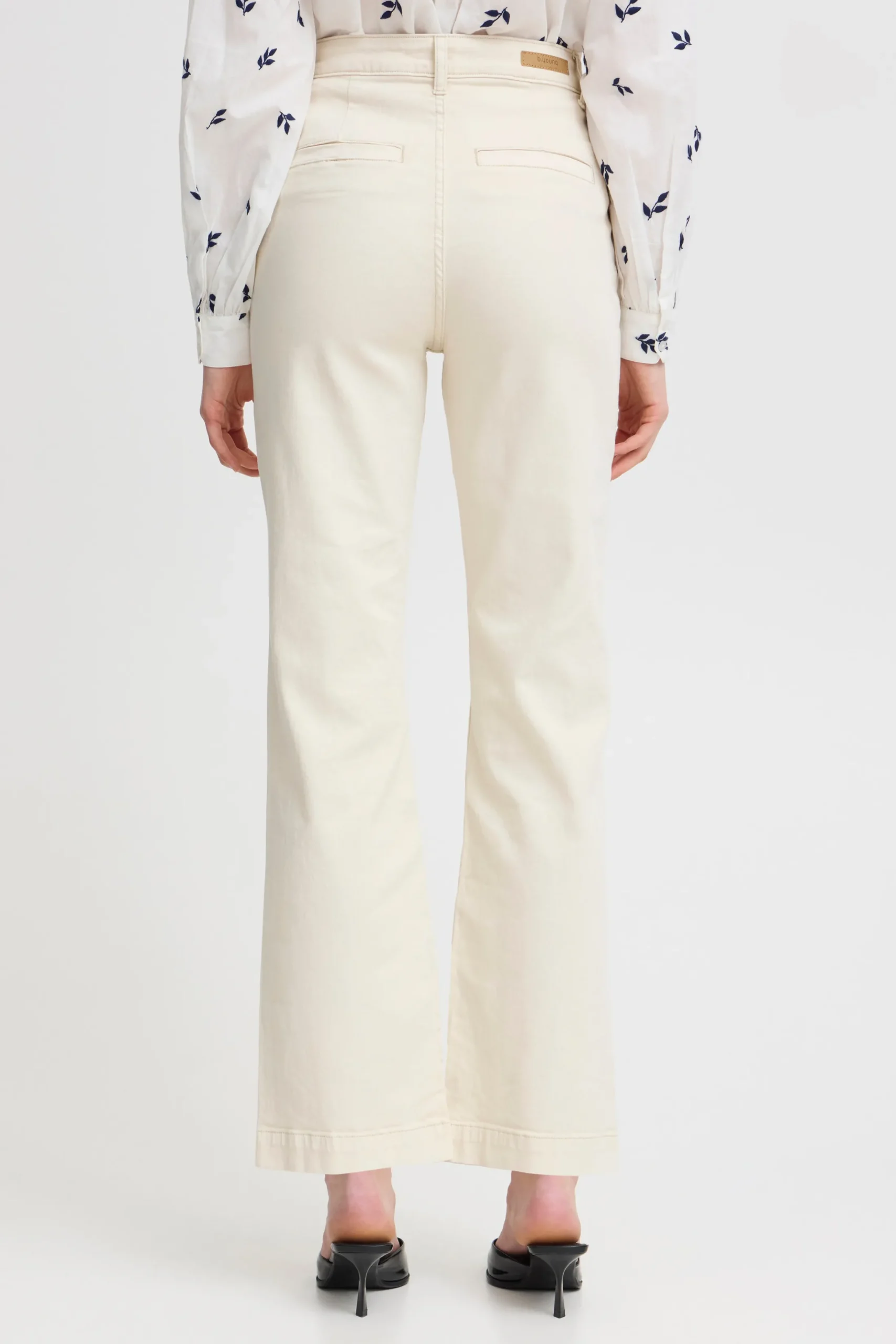 BYLYDIA Jeans