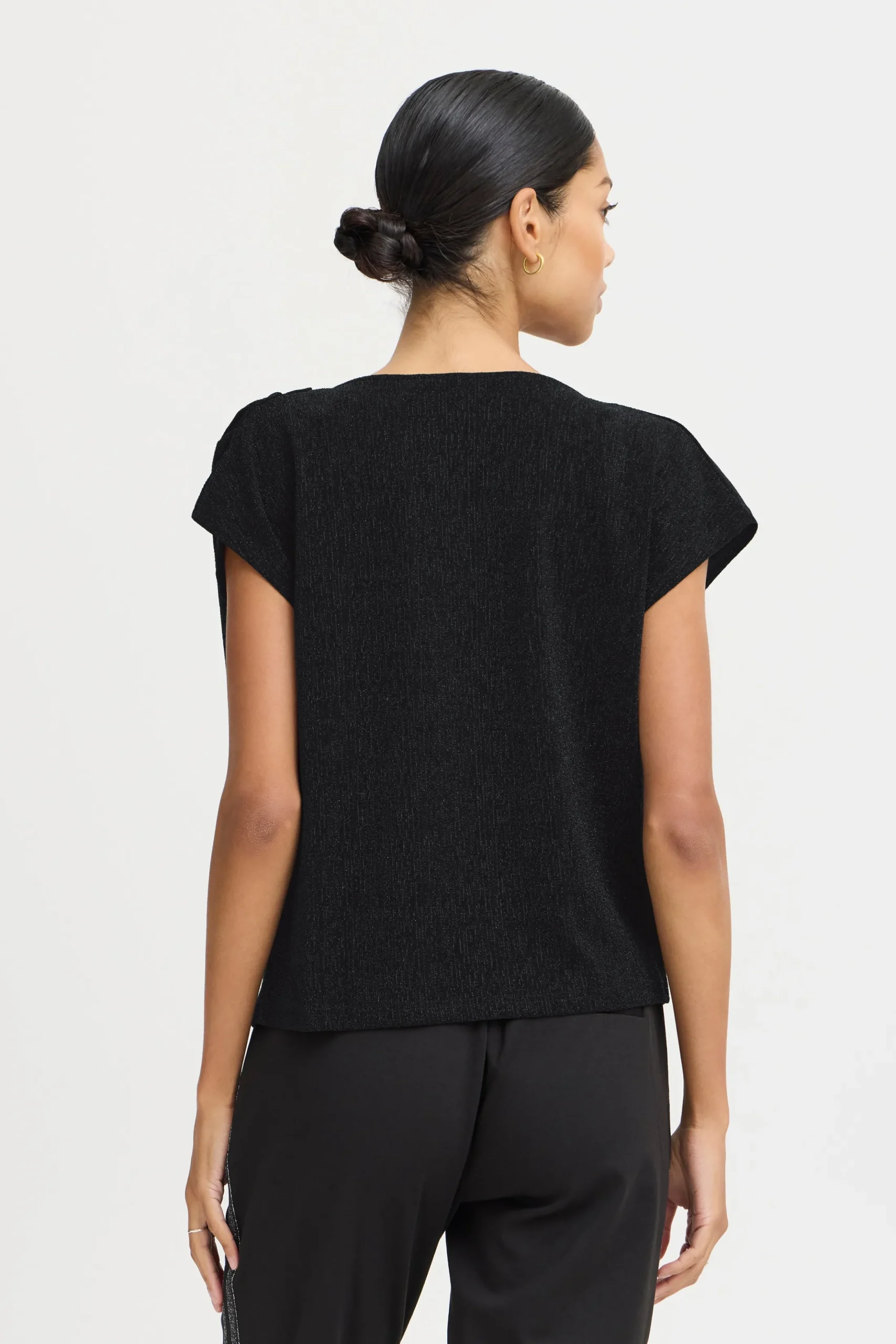 BYSHILOH T-shirt
