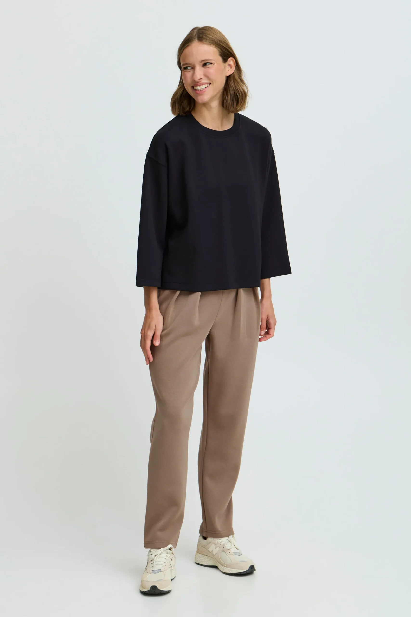 BYTULLAS Trousers