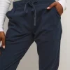 Capri pants