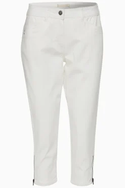 Capri pants