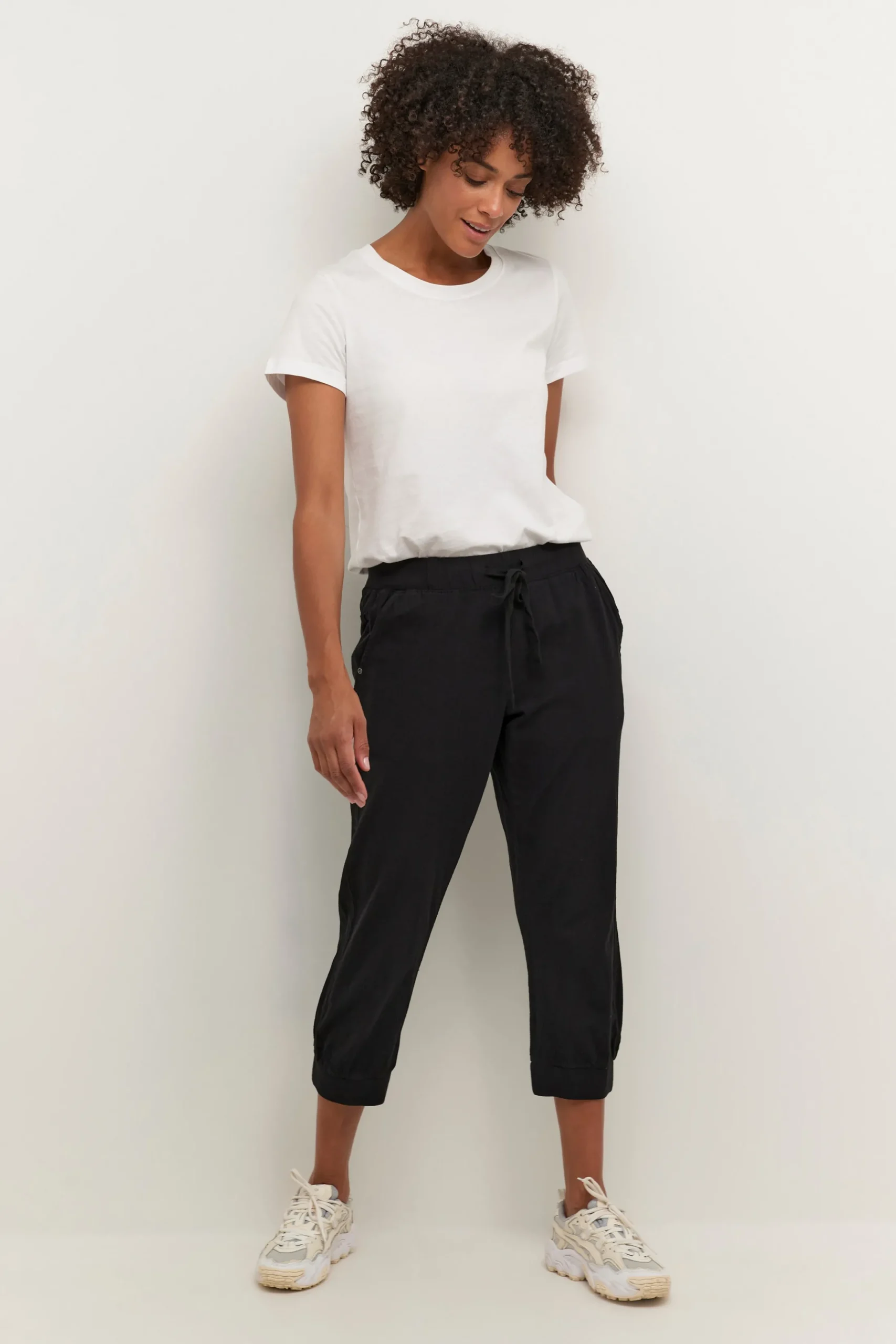 Capri pants