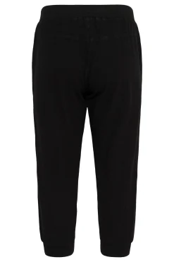 Capri pants