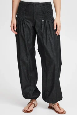 Casual pants