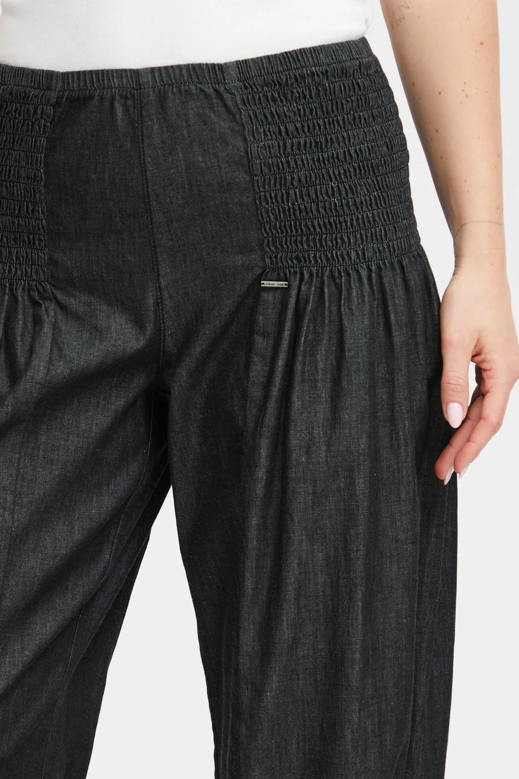Casual pants