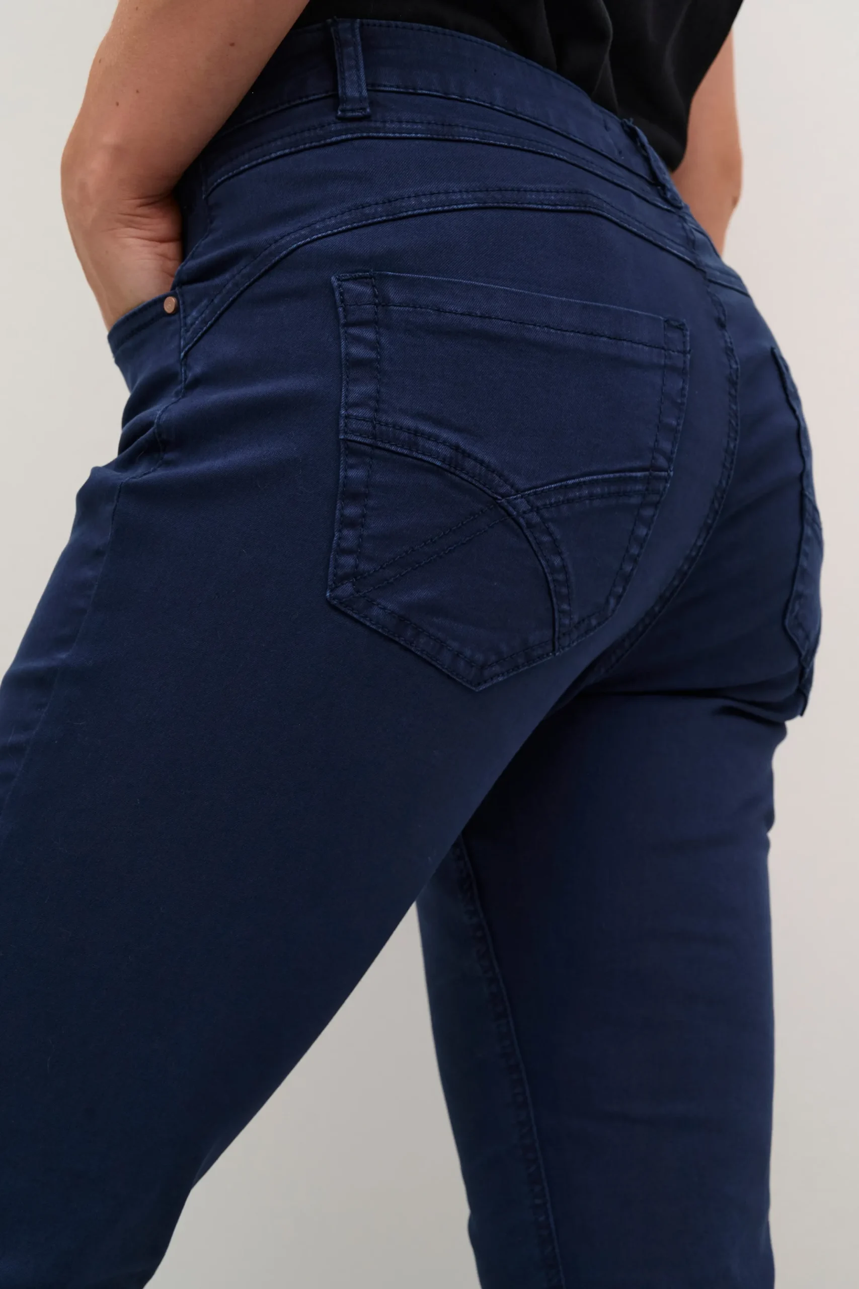 CRAnn Jeans