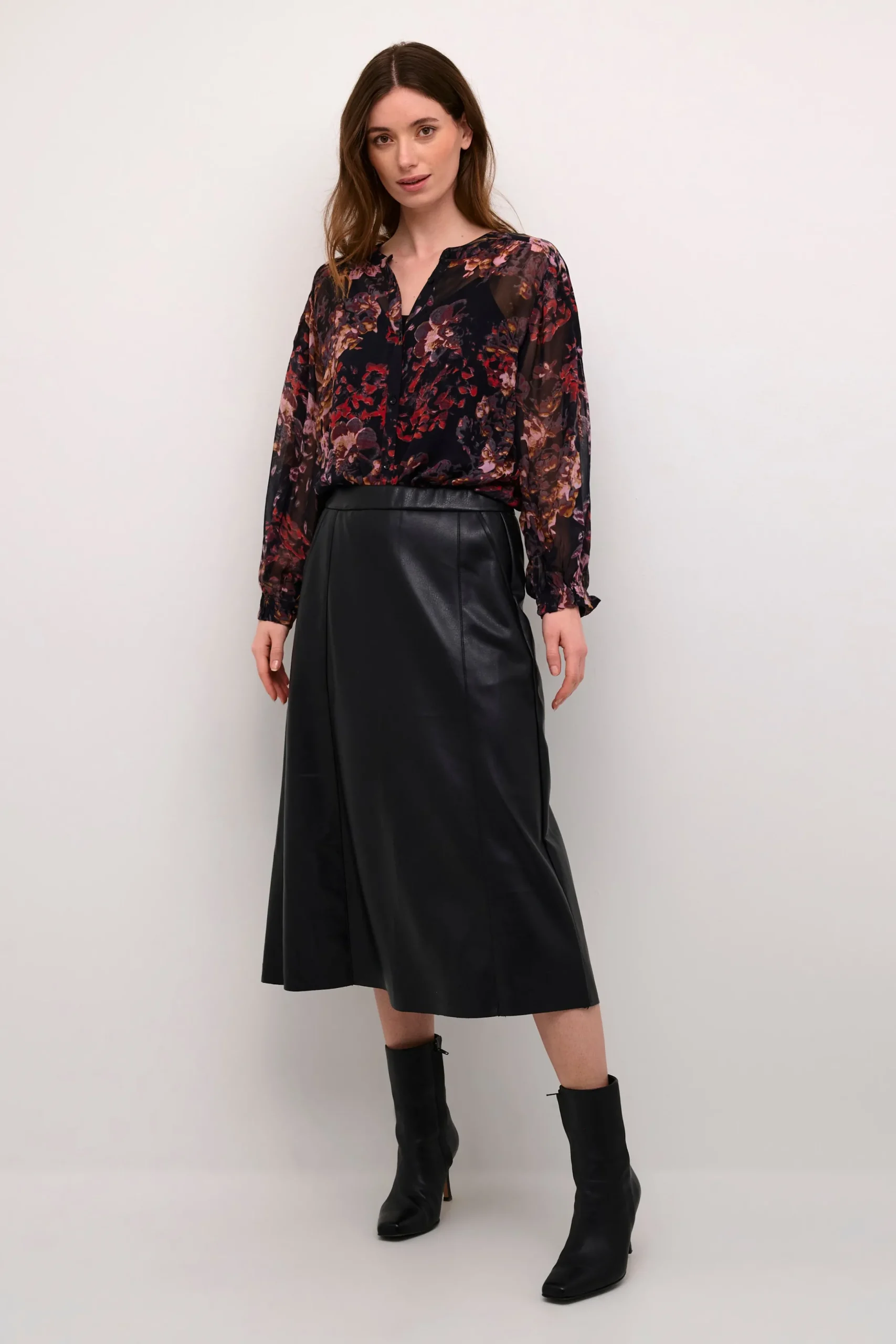 CRAriana Skirt