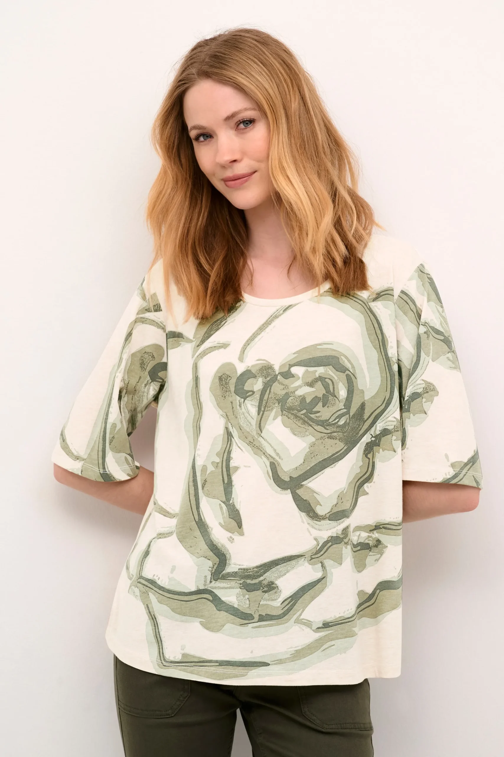 CRIkia T-shirt