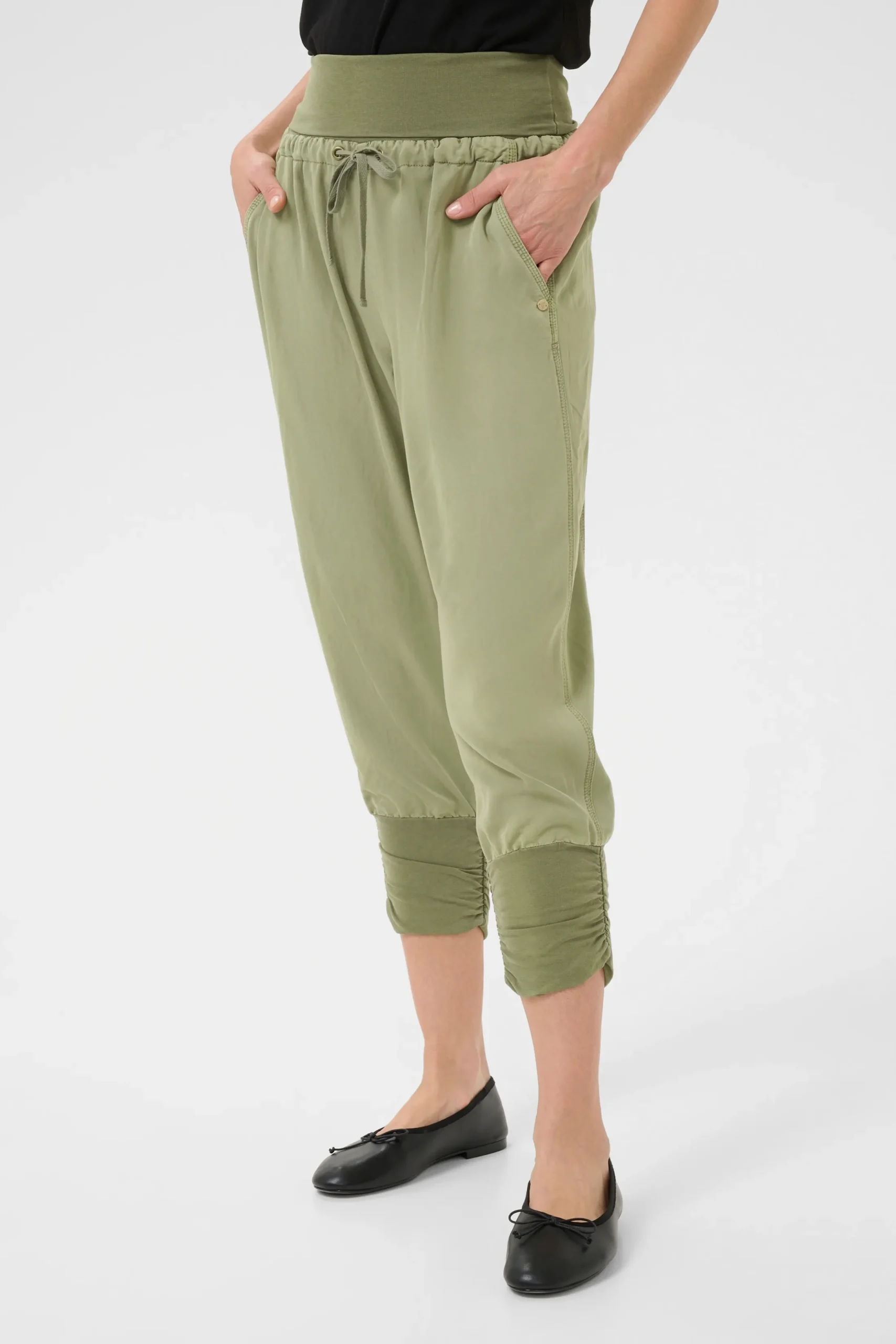 CRLinee Trousers