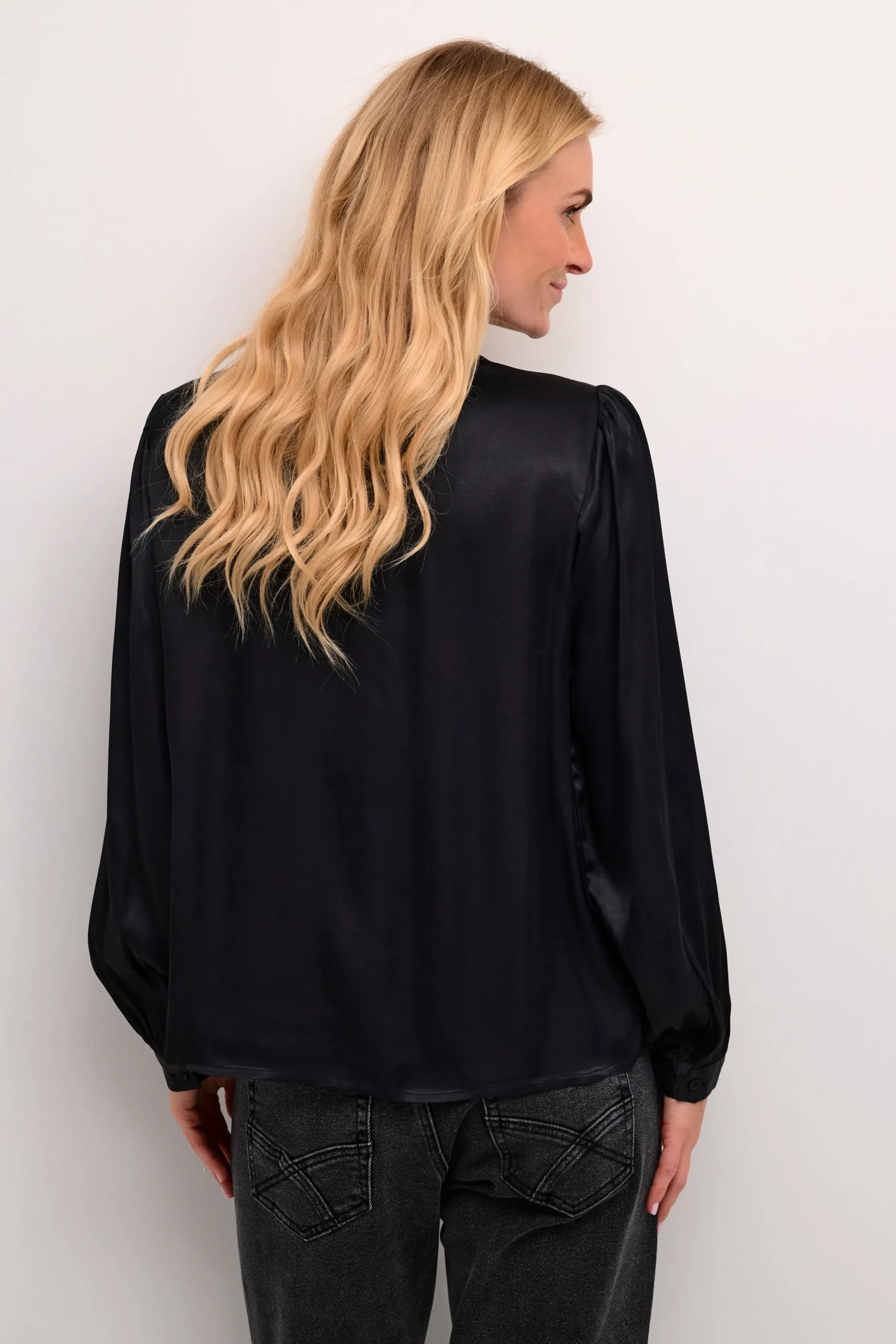 CRViria Blouse