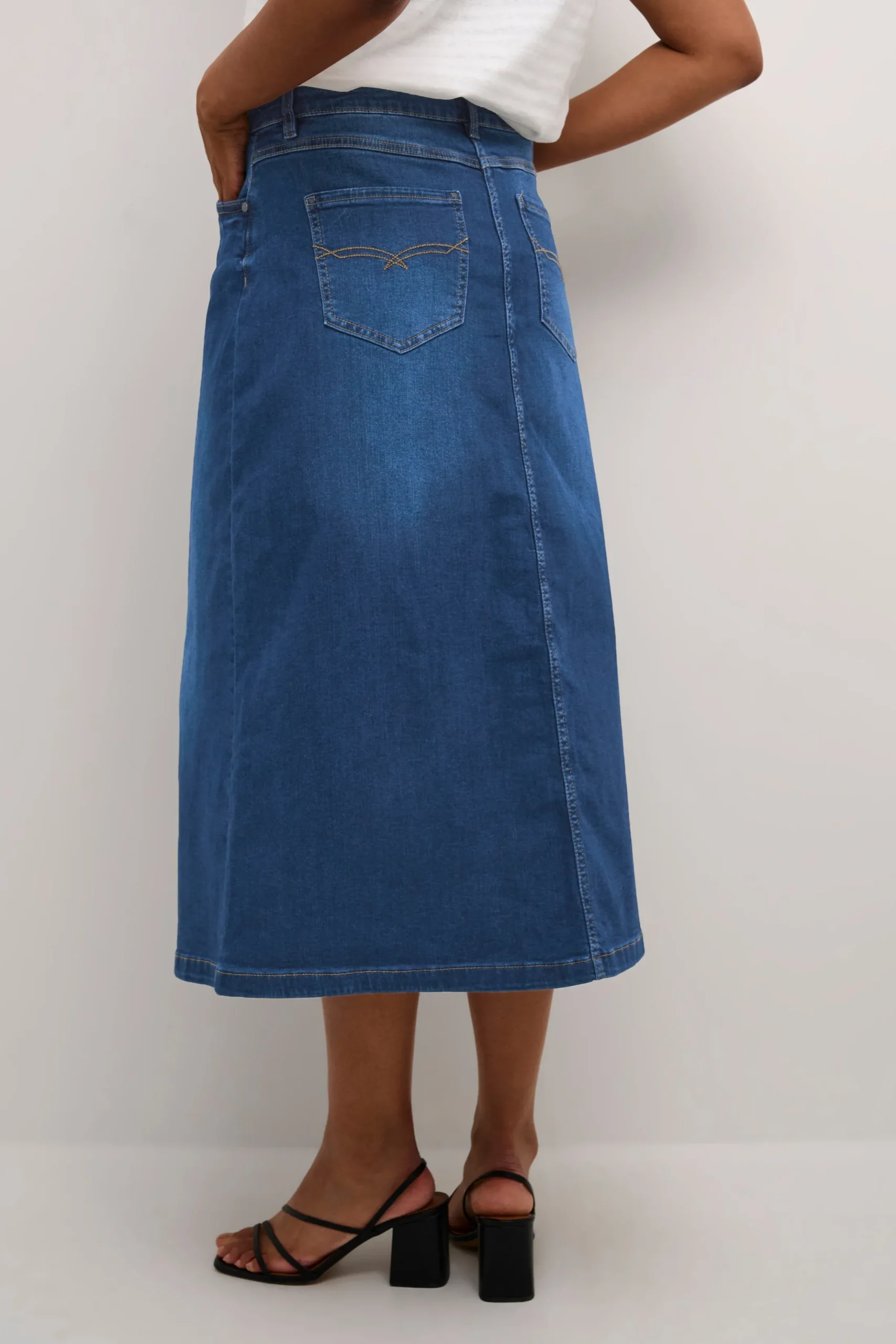 CUami Skirt
