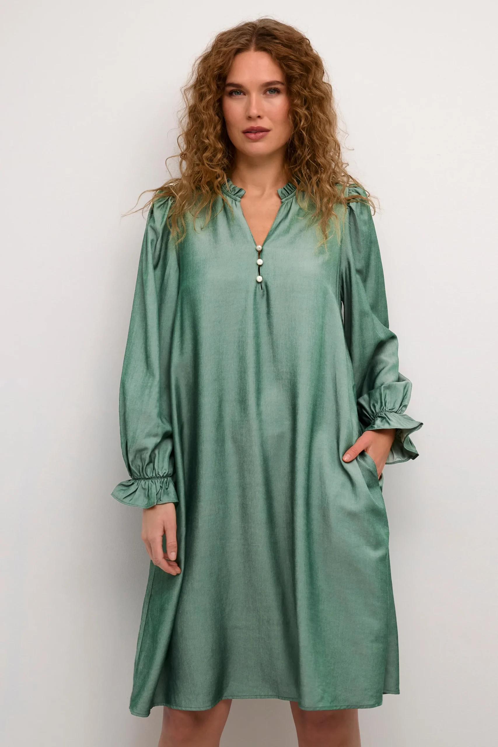 CUbelva Dress