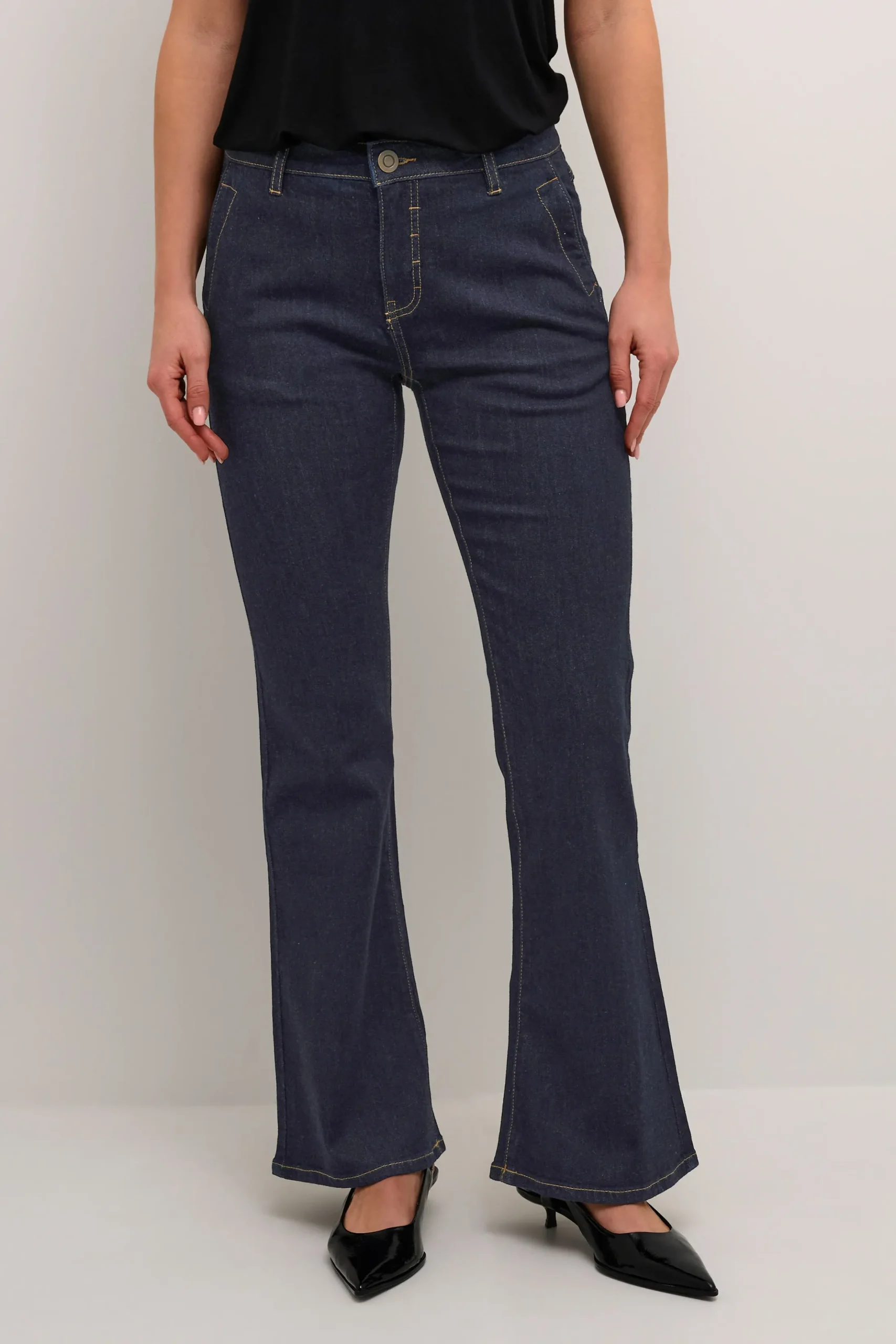CUflara Jeans