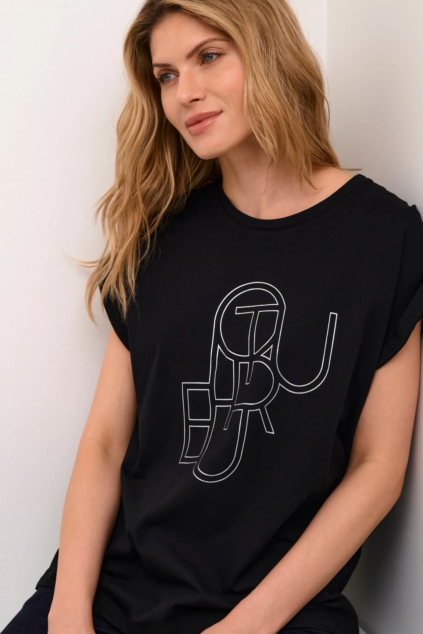 CUfunja T-shirt