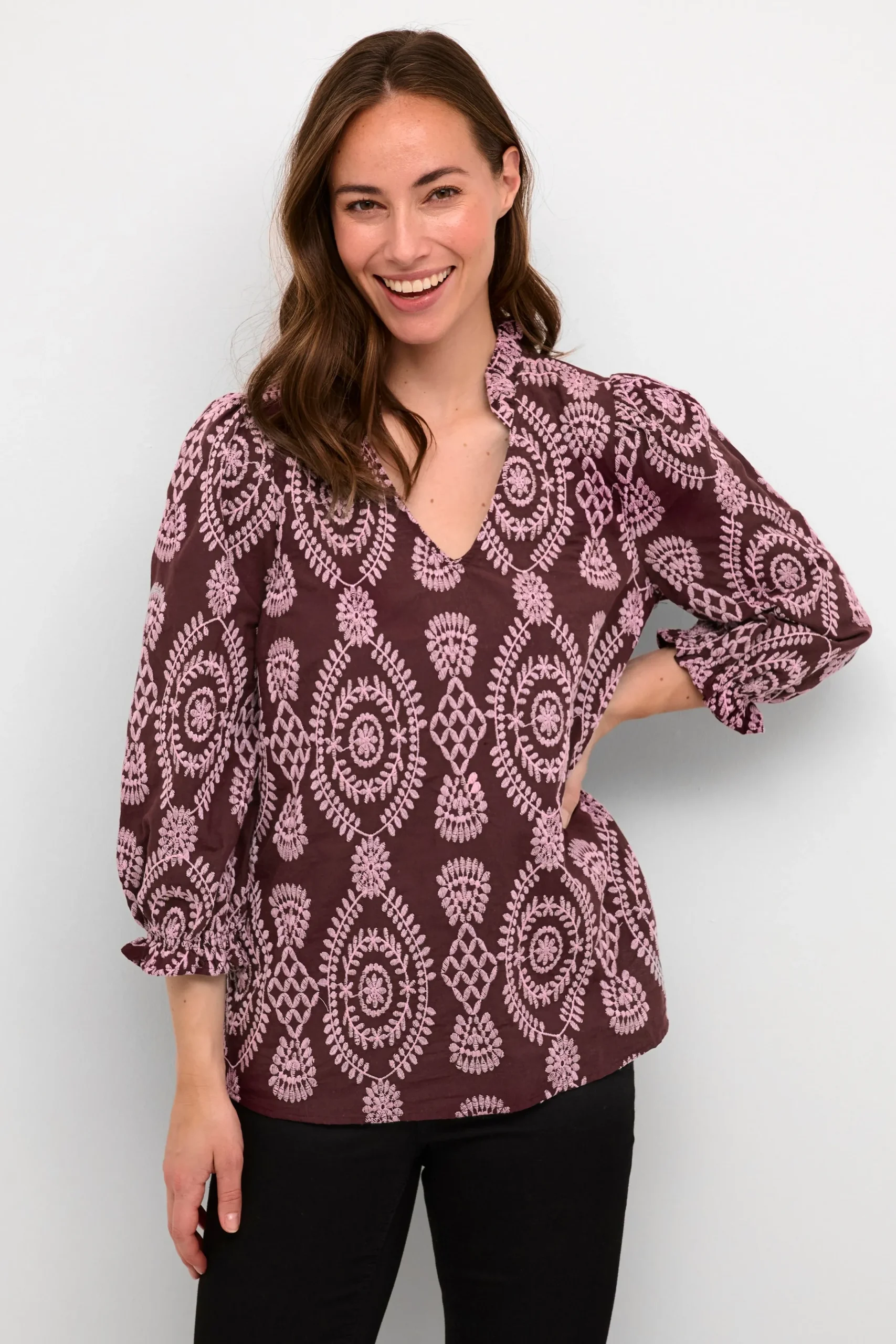 CUtia Blouse