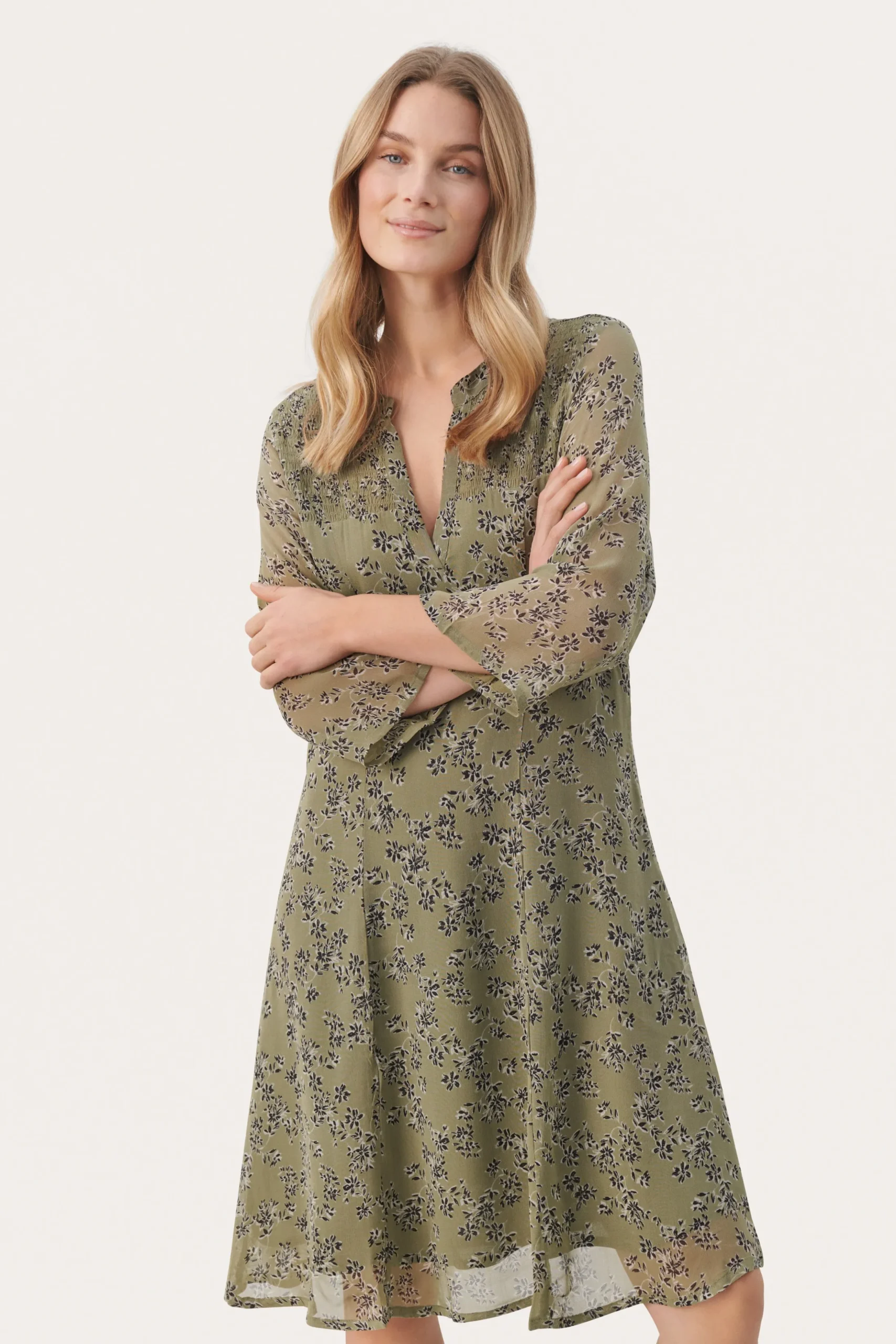 ElkaPW Dress