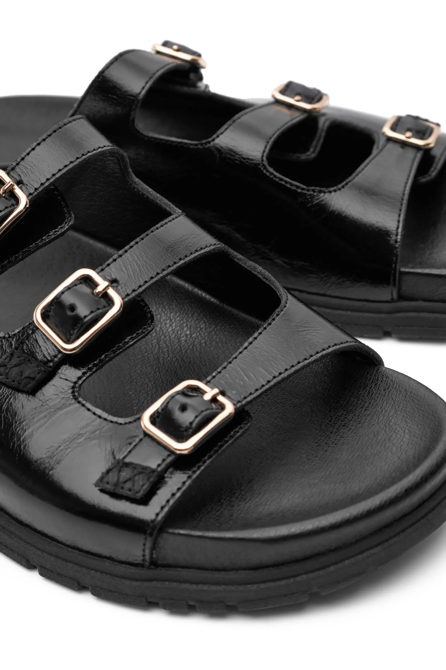 EllenBuckle Sandal
