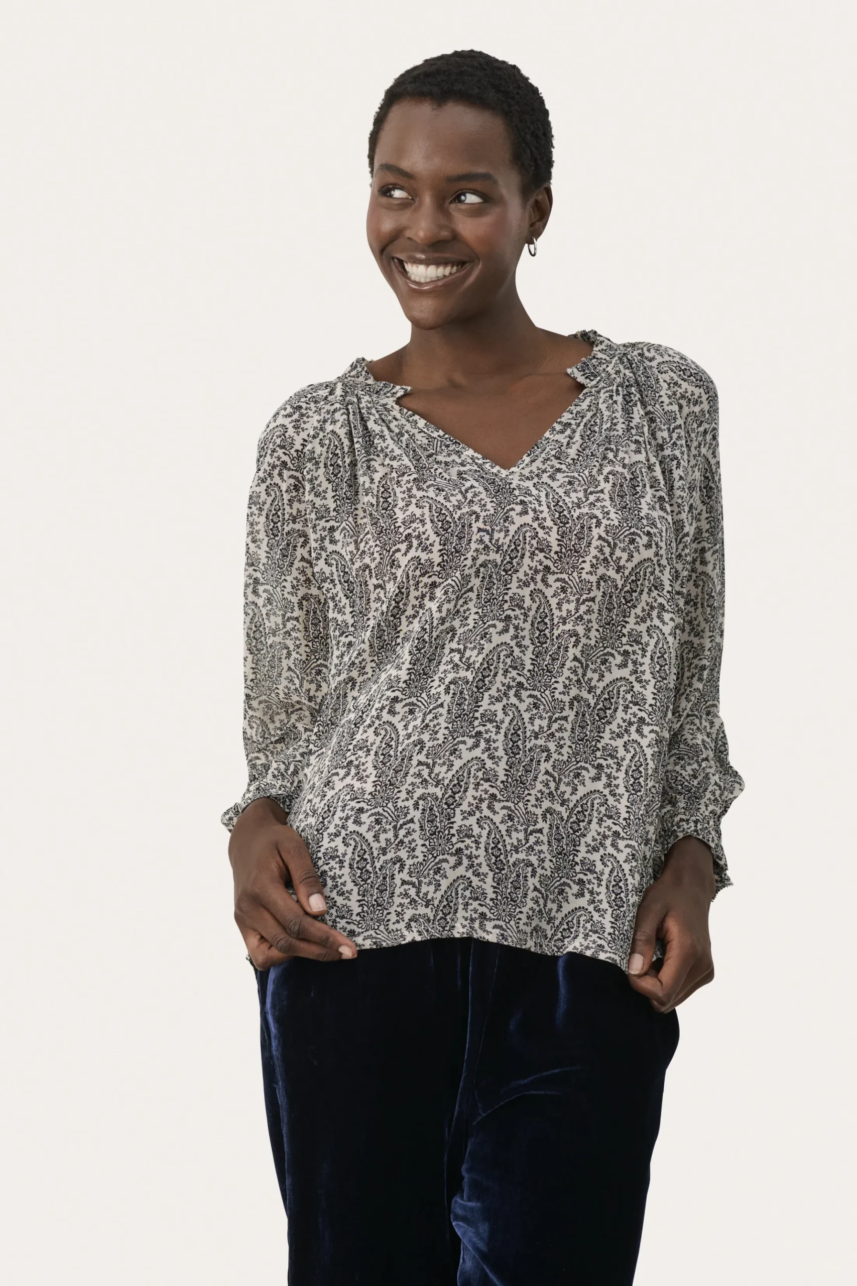 ElsiaPW Blouse