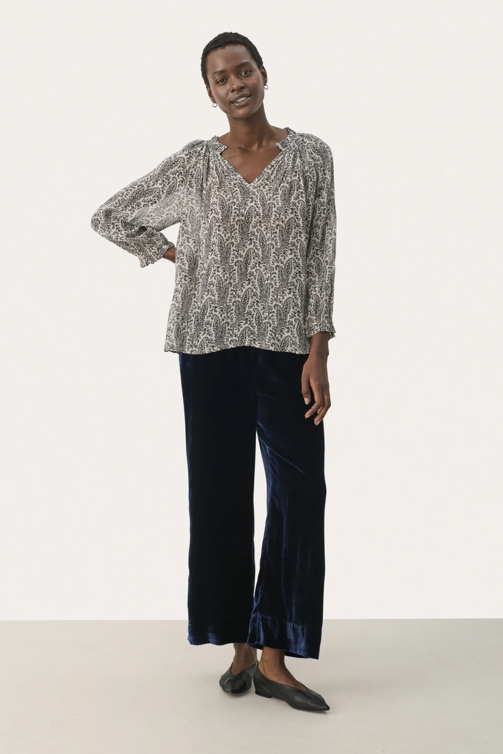 ElsiaPW Blouse