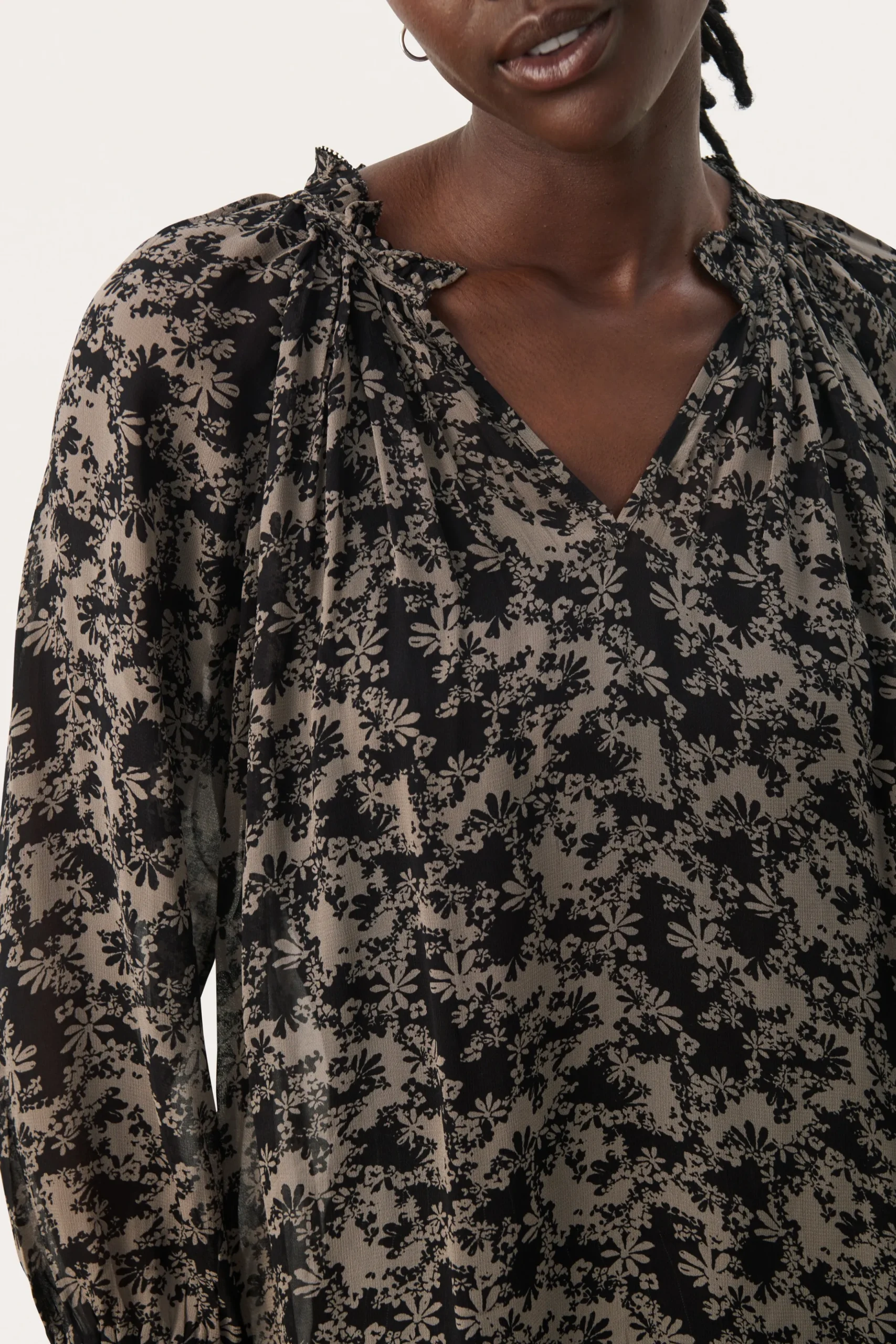ElsiaPW Blouse