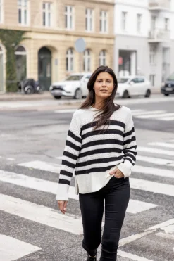 FRAGNESA Pullover