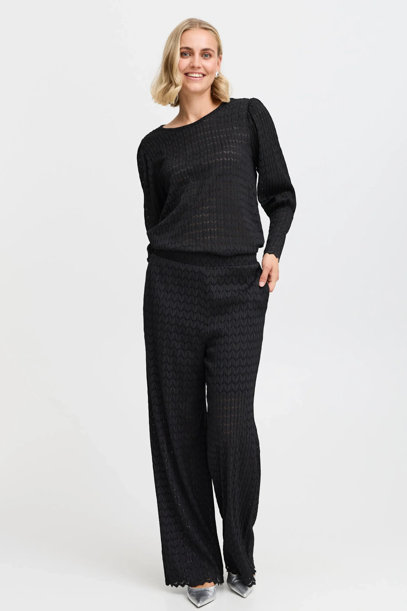 FRCHANTAL Trousers