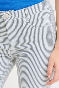 FRENA Capri pants