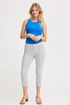 FRENA Capri pants