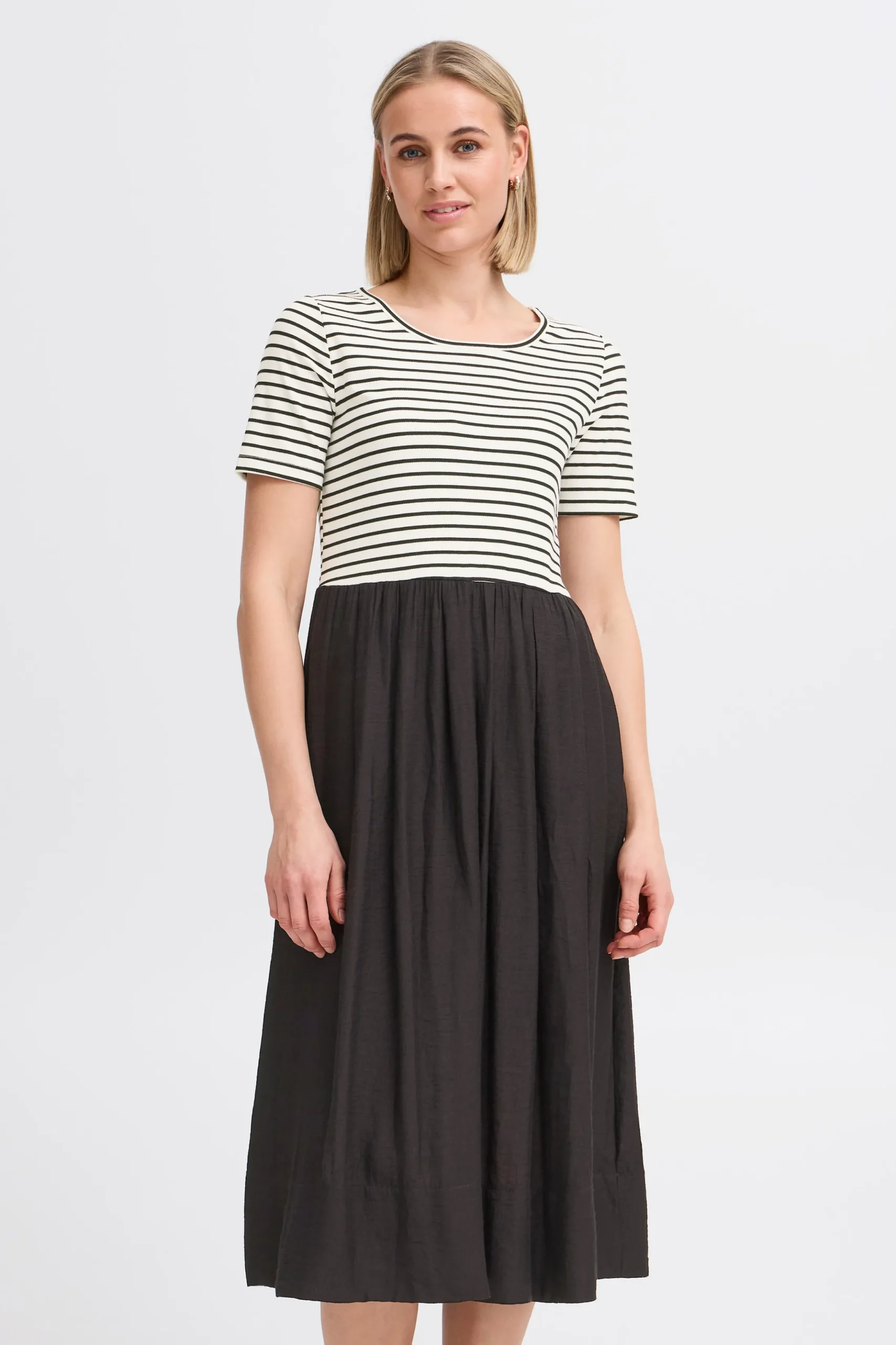 FRJUNDY Dress