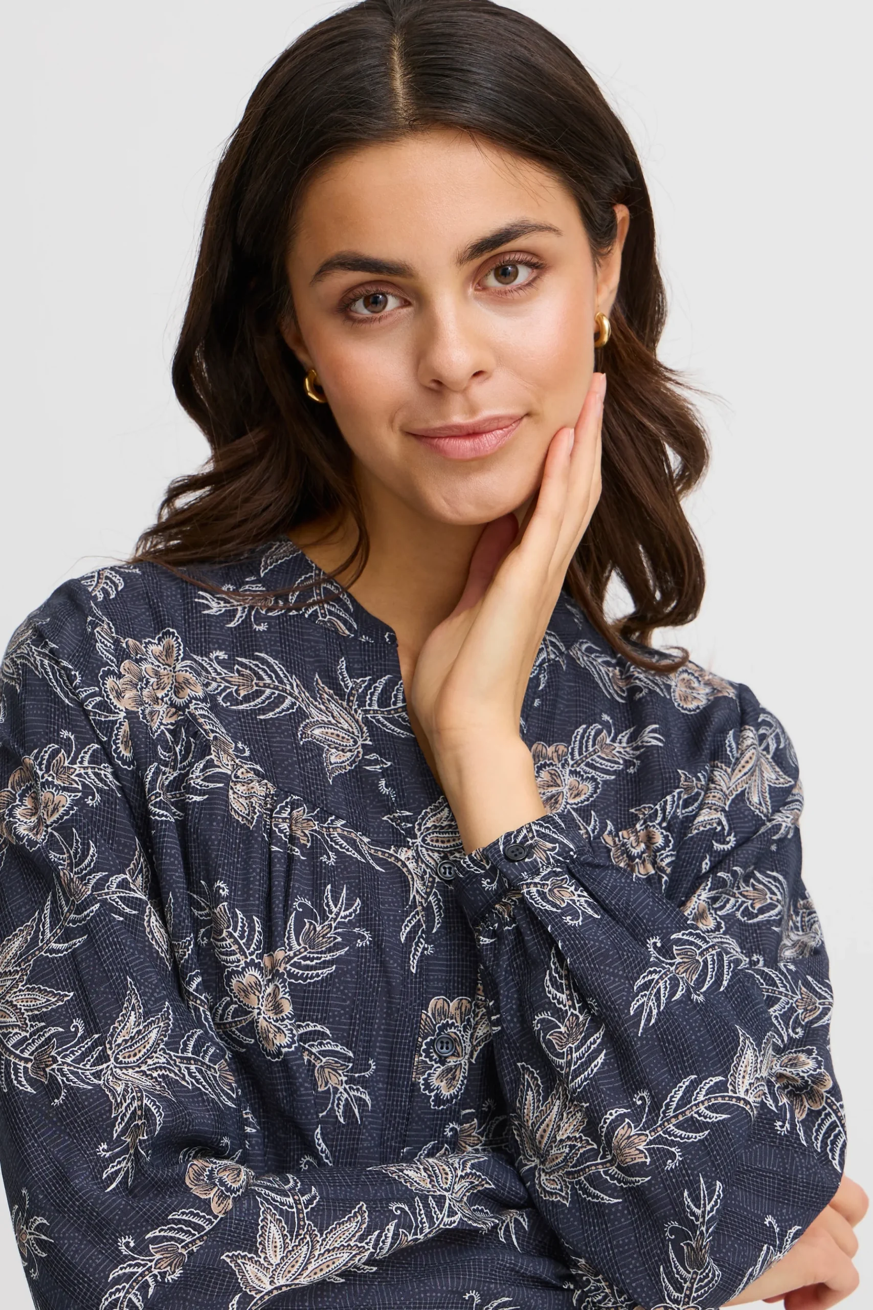 FRLELA Shirt