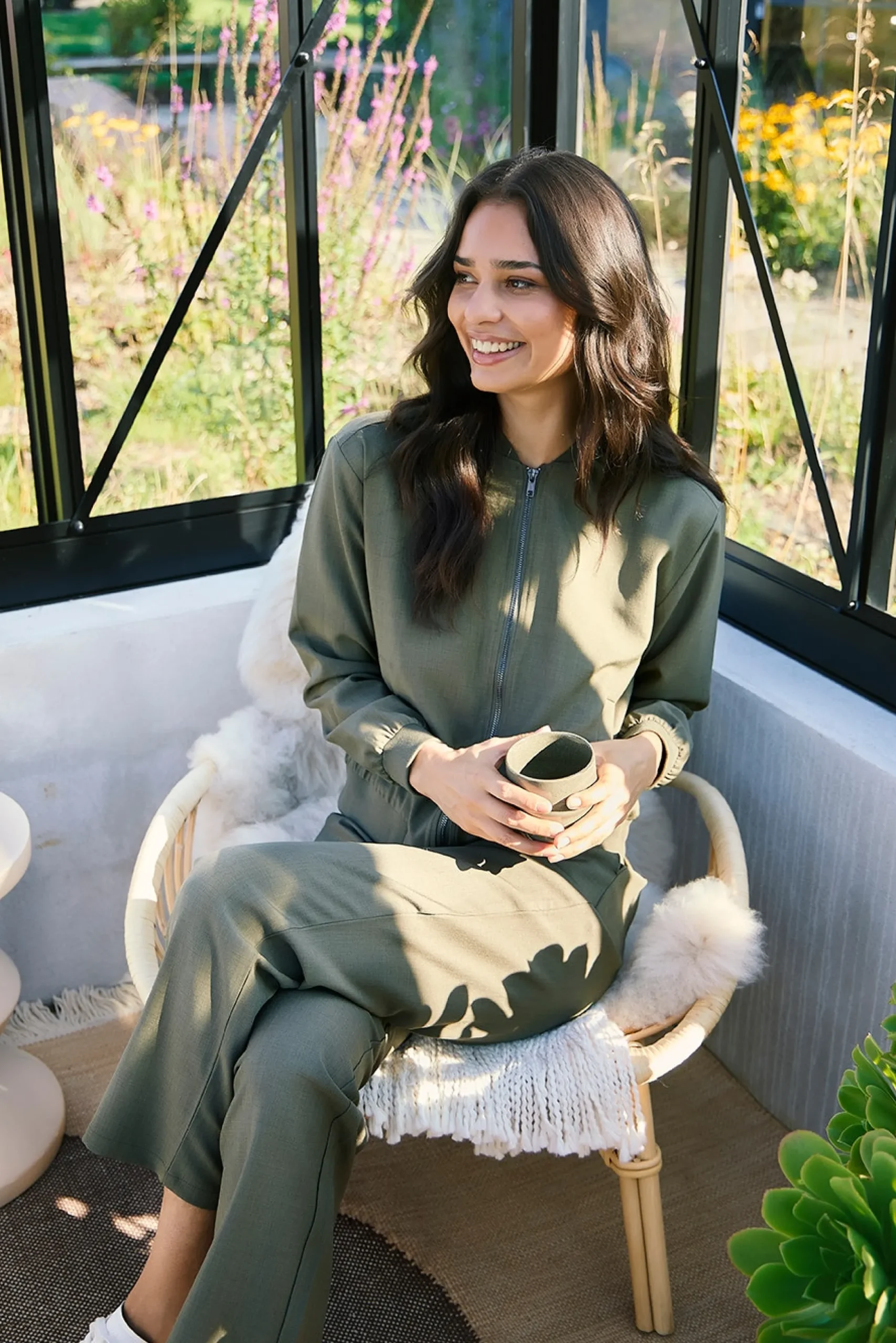 FRMAREENA Trousers